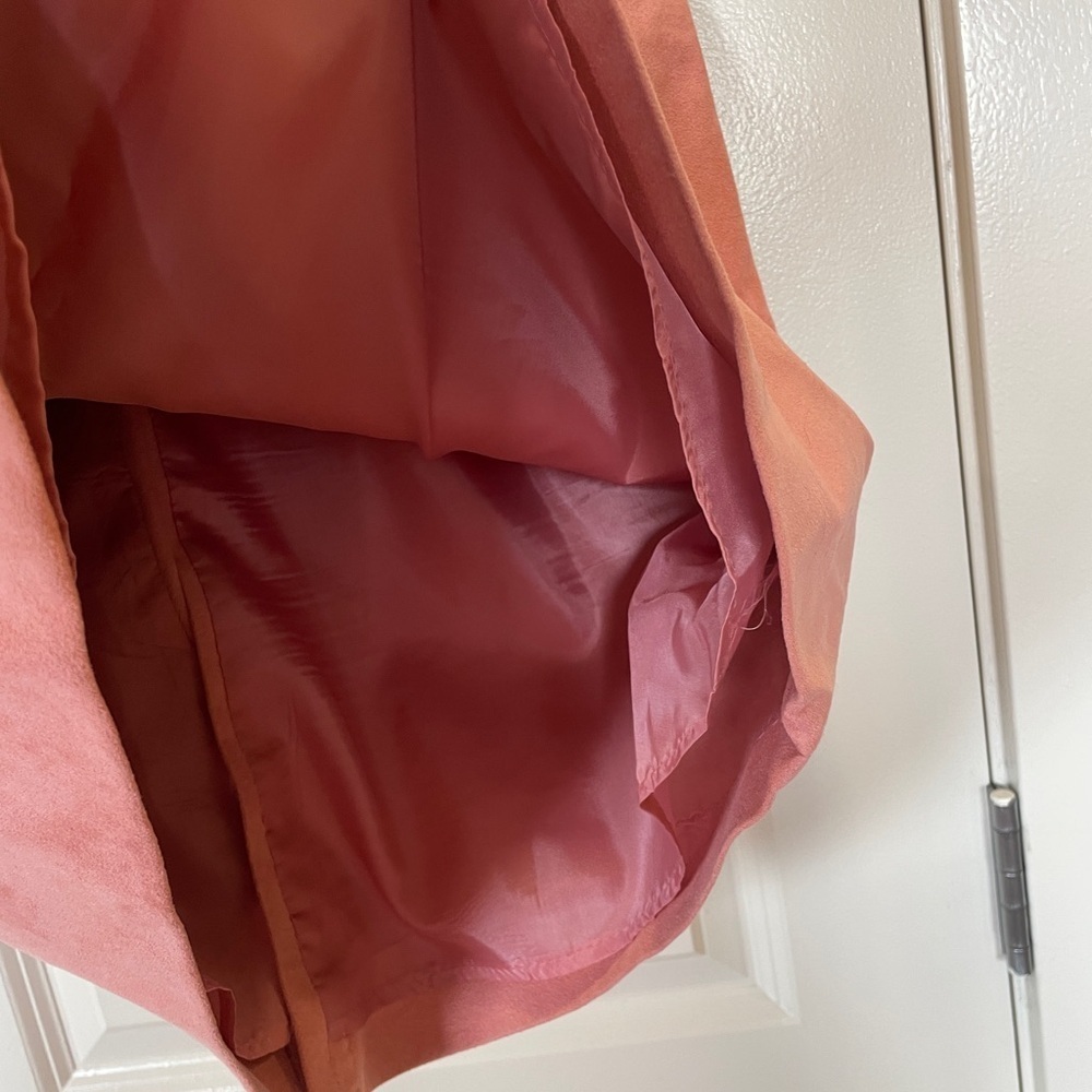 1970’s Vintage Suede Pencil Skirt - Picture 7 of 16